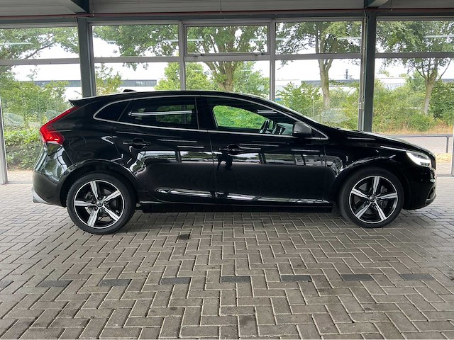 Volvo - 2019 - v40 - 1.5 t3 polar+ sport - btw auto - afbeelding 5 van  35