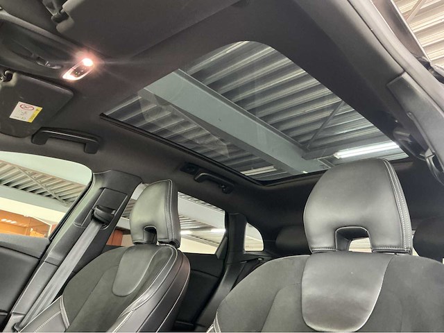 Volvo - 2019 - v40 - 1.5 t3 polar+ sport - btw auto - afbeelding 18 van  35