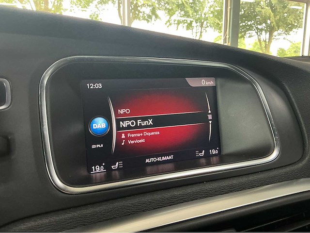Volvo - 2019 - v40 - 1.5 t3 polar+ sport - btw auto - afbeelding 21 van  35