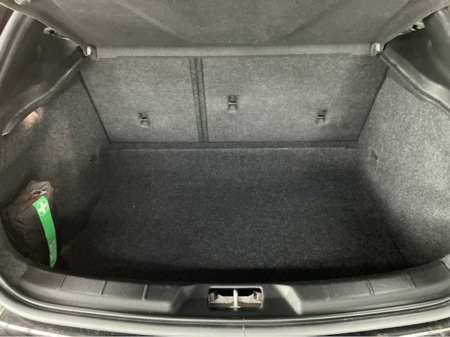 Volvo - 2019 - v40 - 1.5 t3 polar+ sport - btw auto - afbeelding 29 van  35