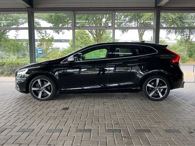 Volvo - 2019 - v40 - 1.5 t3 polar+ sport - btw auto - afbeelding 35 van  35