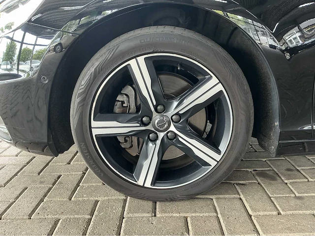 Volvo - 2019 - v40 - 1.5 t3 polar+ sport - btw auto - afbeelding 8 van  35