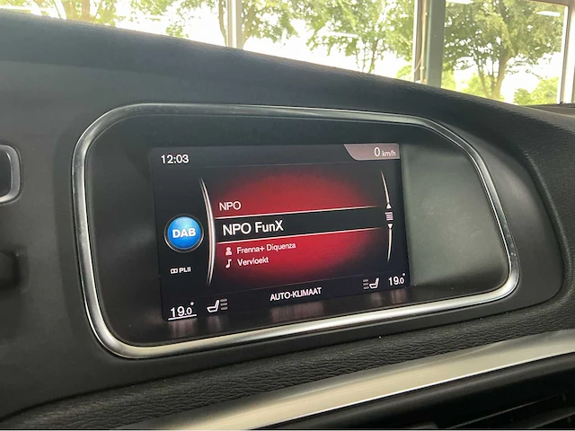 Volvo - 2019 - v40 - 1.5 t3 polar+ sport - btw auto - afbeelding 21 van  35
