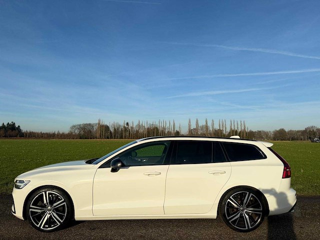 Volvo - 2019 - v60 - 2.0 t5 r-design - xk-481-l - afbeelding 11 van  11