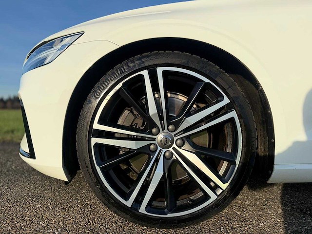 Volvo - 2019 - v60 - 2.0 t5 r-design - xk-481-l - afbeelding 9 van  9