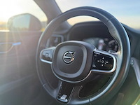 Volvo - 2019 - v60 - 2.0 t5 r-design - xk-481-l - afbeelding 4 van  9