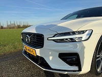 Volvo - 2019 - v60 - 2.0 t5 r-design - xk-481-l - afbeelding 2 van  19