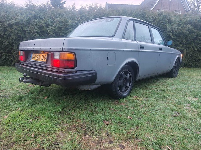 Volvo - 244 - 244 - oldtimer (189x) - afbeelding 9 van  30