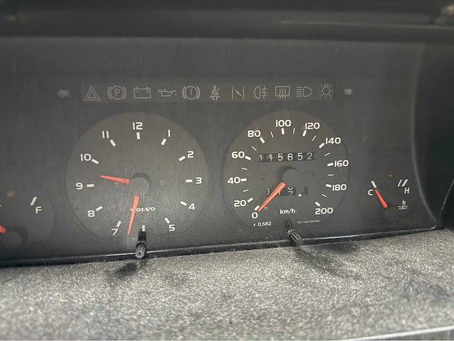Volvo - 340 - automaat - 1.4 basis - oldtimer - 1988 - afbeelding 8 van  23