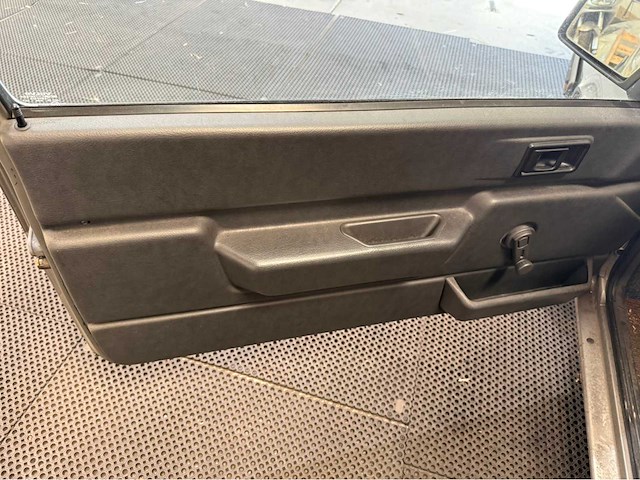 Volvo - 340 - automaat - 1.4 basis - oldtimer - 1988 - afbeelding 10 van  23