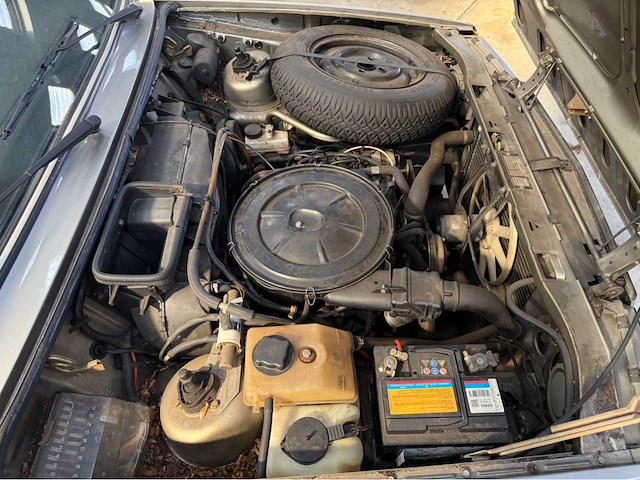 Volvo - 340 - automaat - 1.4 basis - oldtimer - 1988 - afbeelding 17 van  23