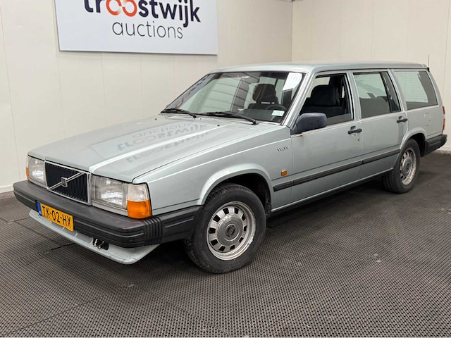 Volvo - 740 - oldtimer - 1988 - afbeelding 12 van  22