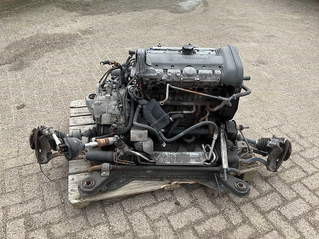 Volvo - automotor - afbeelding 1 van  6