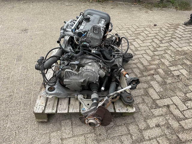Volvo - automotor - afbeelding 2 van  6