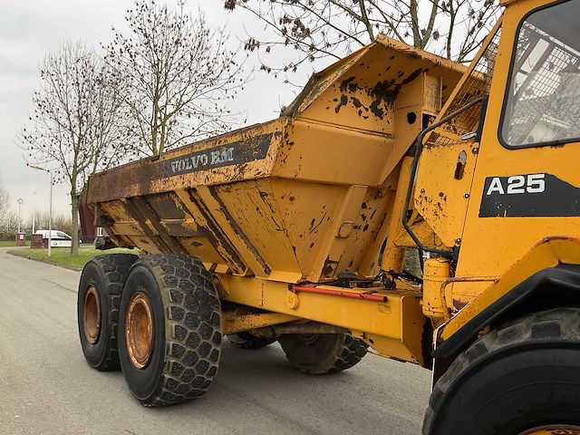Volvo - bm a25 - 6x6 - dumper - afbeelding 16 van  18