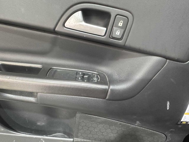 Volvo - c30 - 1.6 d2 r-edition - 05-xjl-2- 2012 - afbeelding 2 van  19