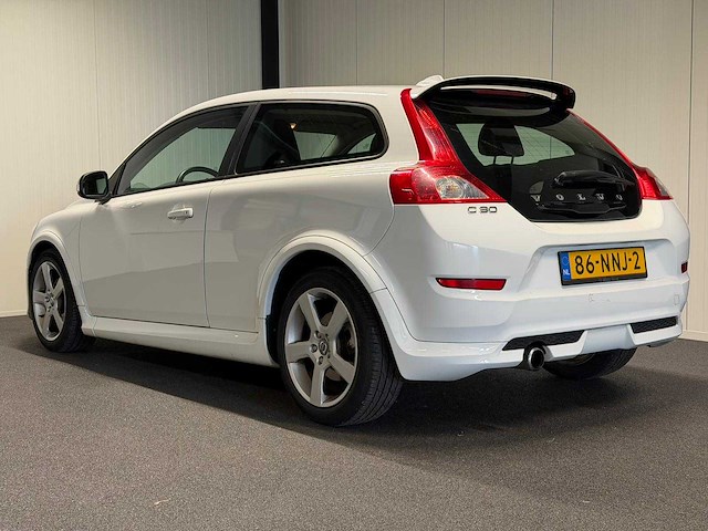 Volvo - c30 - 1.6 r-edition - car - 2010 86-nnj-2 iaw - afbeelding 2 van  16