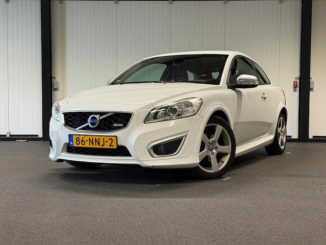 Volvo - c30 - 1.6 r-edition - car - 2010 86-nnj-2 iaw - afbeelding 1 van  16