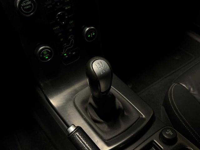 Volvo - c30 - 1.6 r-edition - car - 2010 86-nnj-2 iaw - afbeelding 13 van  16