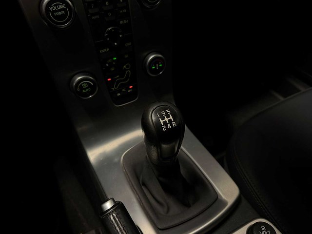 Volvo - c30 - 1.8 momentum 2008 05-zk-jd iaw - afbeelding 16 van  19