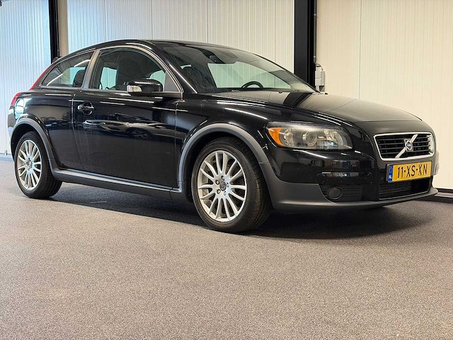 Volvo - c30 - 2.0d momentum 11-xs-xn 2007 iaw - afbeelding 23 van  27
