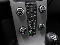 Volvo - c30 - 2.0d momentum 11-xs-xn 2007 iaw - afbeelding 6 van  27