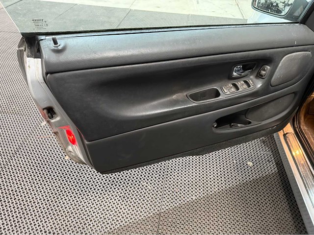 Volvo - c70 - convertible - personenauto - 2002 - afbeelding 18 van  32