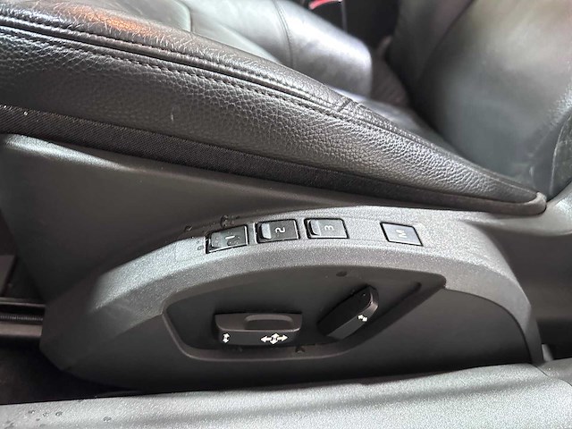 Volvo - c70 convertible - 2.5 t5 summum automaat- 62-tt-vj- 2007 - afbeelding 9 van  21