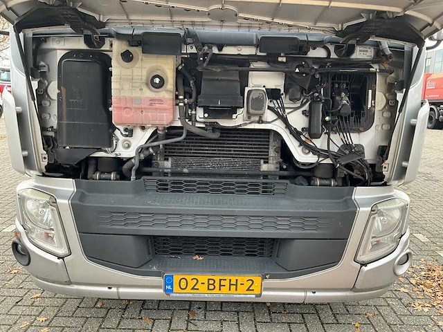 Volvo - fe320 - opleggertrekker met aanhanger - afbeelding 24 van  41