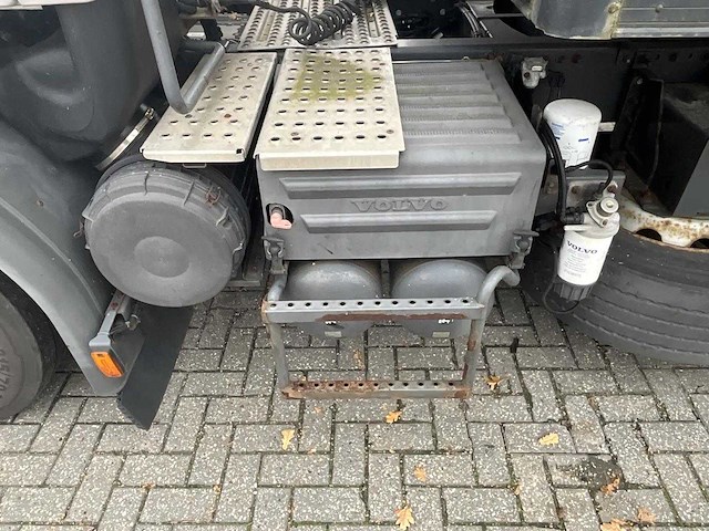 Volvo - fe320 - opleggertrekker met aanhanger - afbeelding 23 van  27