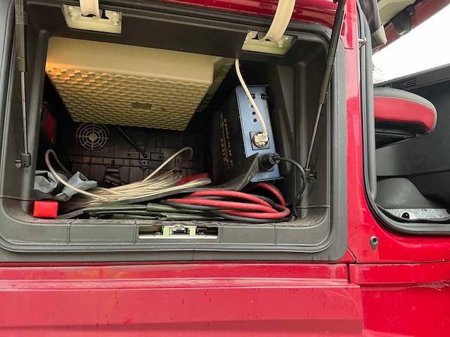 Volvo - fh - vrachtwagen met huifopbouw - 2017 - afbeelding 21 van  51