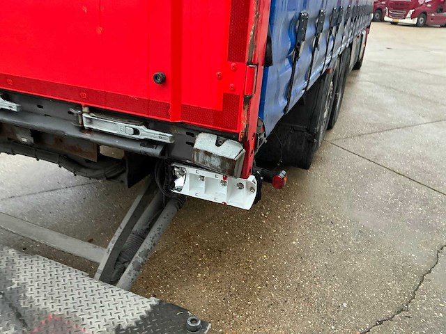 Volvo - fh - vrachtwagen met huifopbouw - 2019 - afbeelding 10 van  44