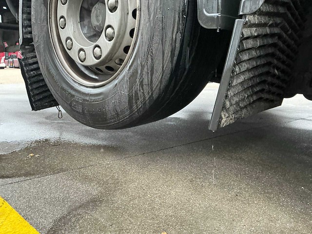 Volvo - fh - vrachtwagen met huifopbouw - 2019 - afbeelding 22 van  44