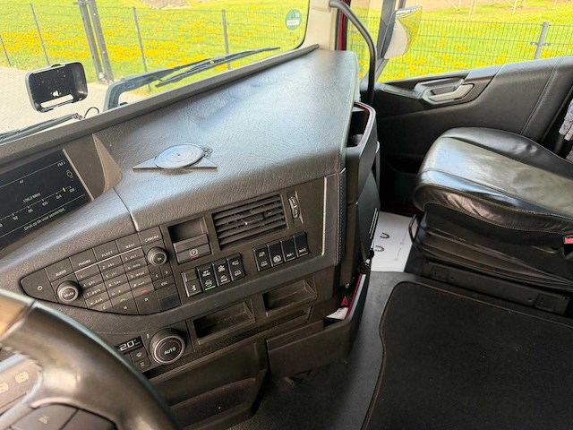 Volvo - fh 13.500 - combi - vrachtwagen 2016 - leer - + pacton aanhanger 2011 - - afbeelding 30 van  38