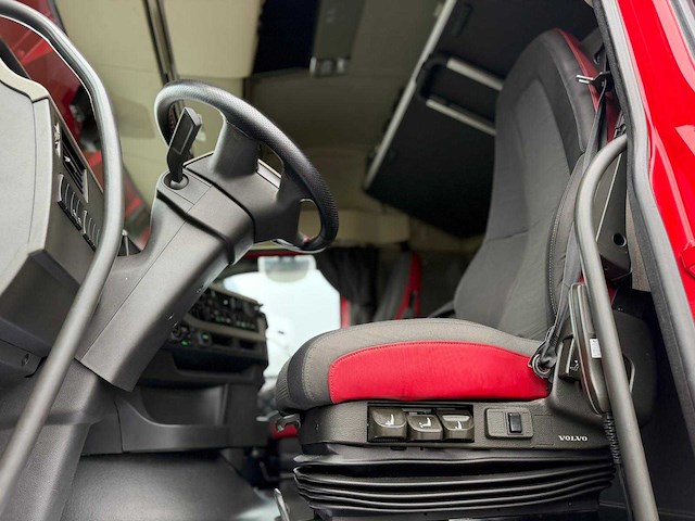 Volvo - fh 460 - veb+ - full spoiler - 2015 - vrachtwagen - afbeelding 4 van  27