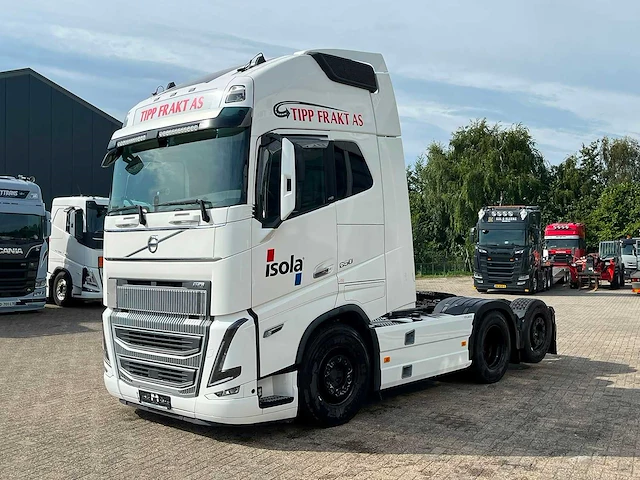 Volvo - fh16 650 - globetrotter xl - i-shift - retarder - full air suspension - 2021 - vrachtwagen - afbeelding 1 van  25