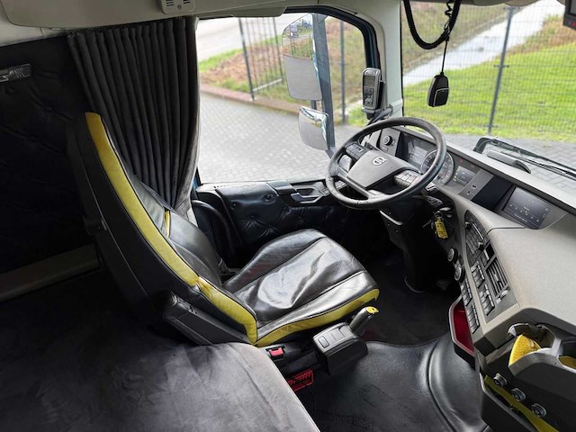 Volvo - fh16.650 - 2017 - vol lucht - vrachtwagen - afbeelding 17 van  30