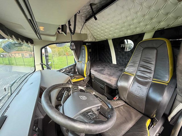 Volvo - fh16.650 - 2017 - vol lucht - vrachtwagen - afbeelding 13 van  29