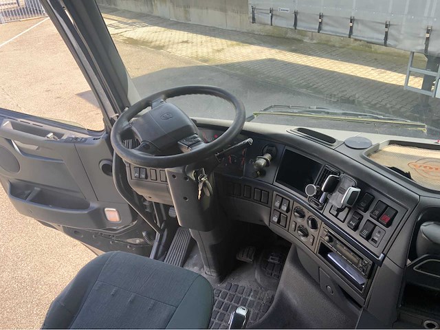 Volvo - fh4 460 eev 4x2 - vrachtwagen - afbeelding 32 van  32