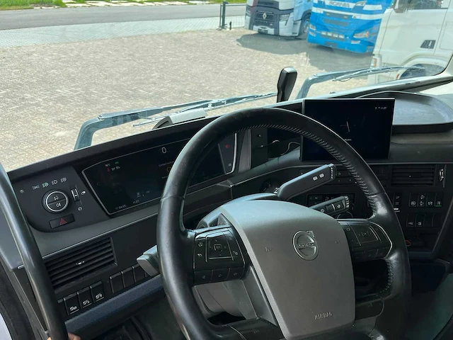 Volvo - fh500 - i-shift - retarder - vollucht - 2021 - vrachtwagen - afbeelding 7 van  24