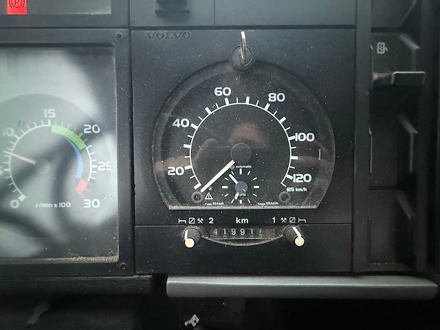 Volvo - fl608-4x2-j 75 - truck - 1993 - afbeelding 6 van  16