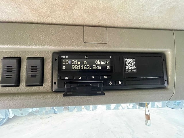 Volvo - fm420 - vrachtwagen - afbeelding 4 van  7