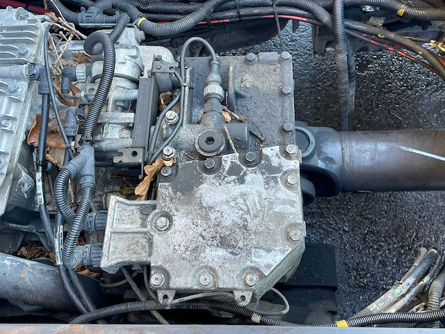 Volvo - fm420 - vrachtwagen - afbeelding 2 van  14