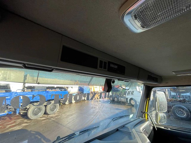 Volvo - fm420 - vrachtwagen - afbeelding 7 van  14