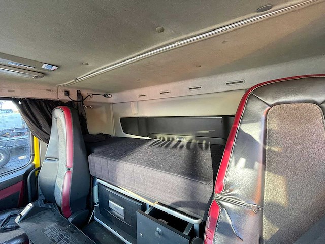 Volvo - fm420 - vrachtwagen - afbeelding 9 van  14