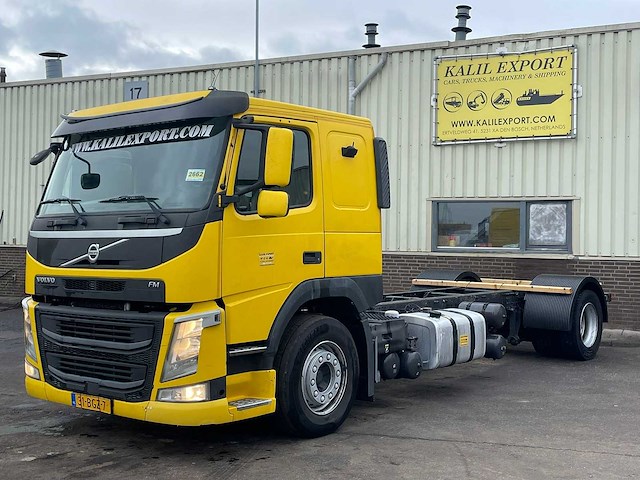 Volvo - fm420 - vrachtwagen - afbeelding 1 van  11