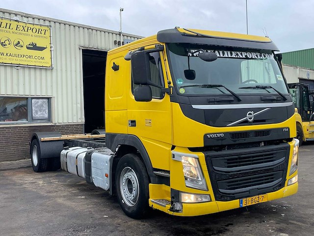 Volvo - fm420 - vrachtwagen - afbeelding 2 van  11