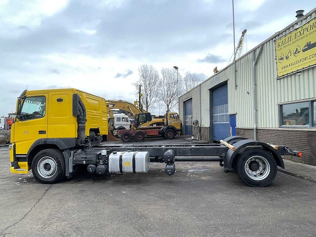 Volvo - fm420 - vrachtwagen - afbeelding 3 van  11