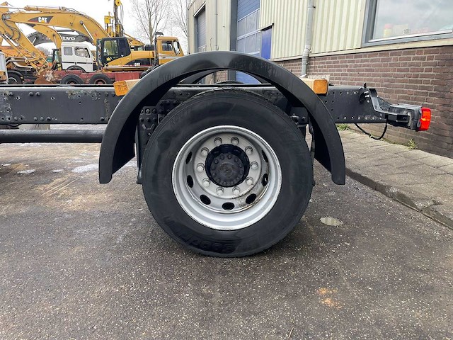 Volvo - fm420 - vrachtwagen - afbeelding 5 van  11