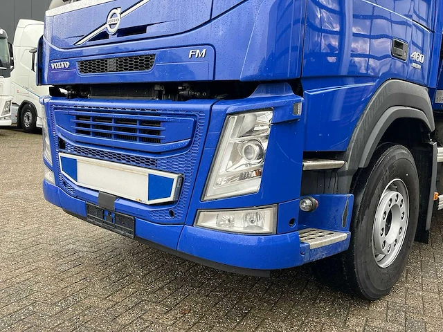 Volvo - fm460 - vuilniswagen - i-shift - stuuras - 2020 - vrachtwagen - afbeelding 25 van  25